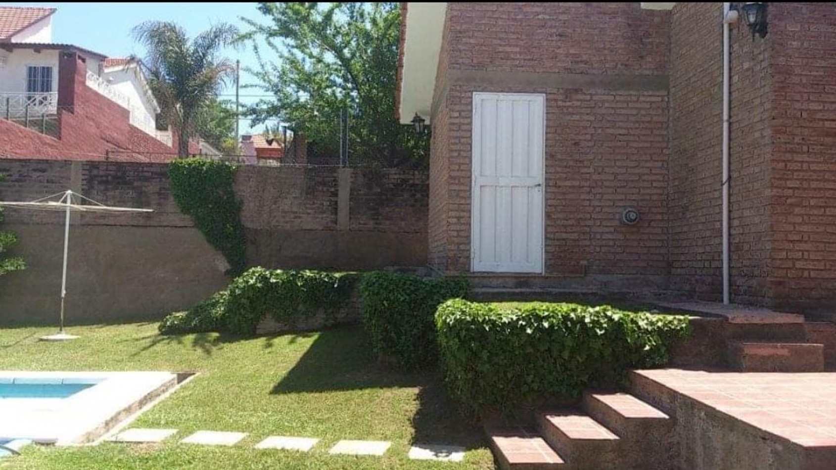Casa en venta a 2 cuadras del rio