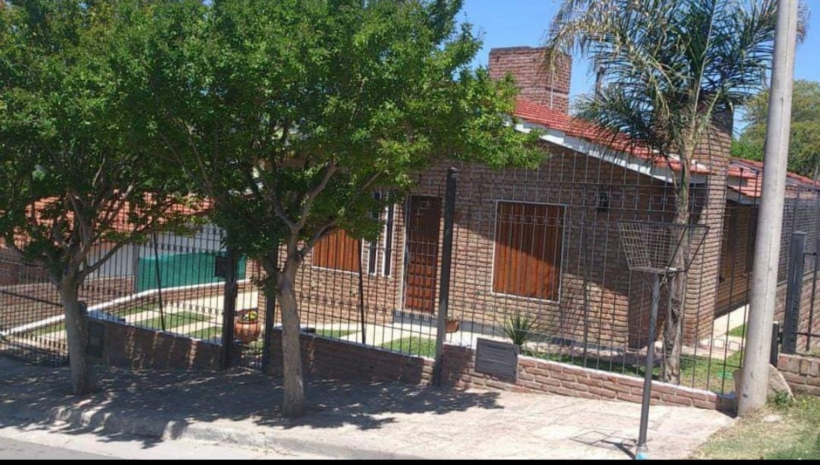 Casa en venta a 2 cuadras del rio