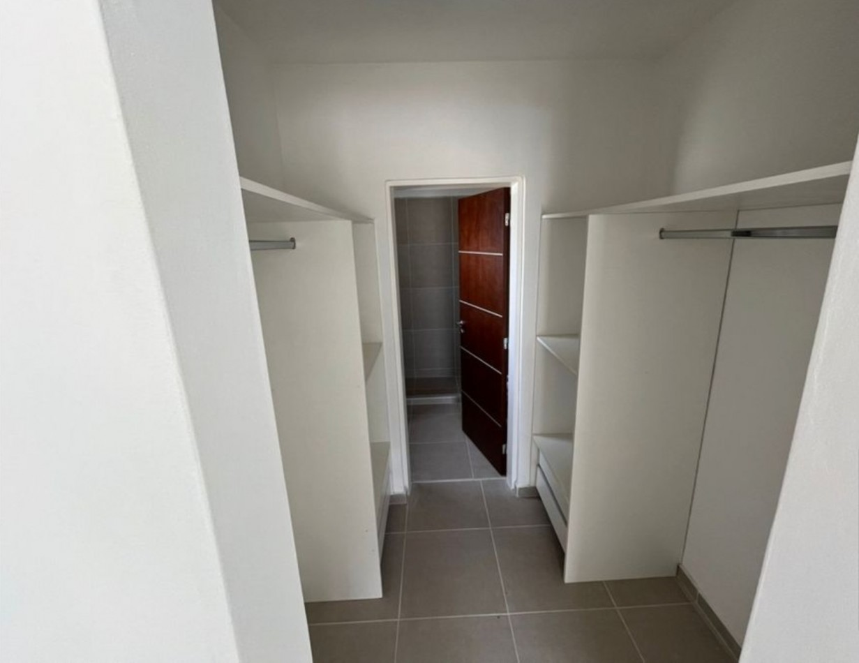 OPORTUNIDAD! Casa a estrenar Tejas 4