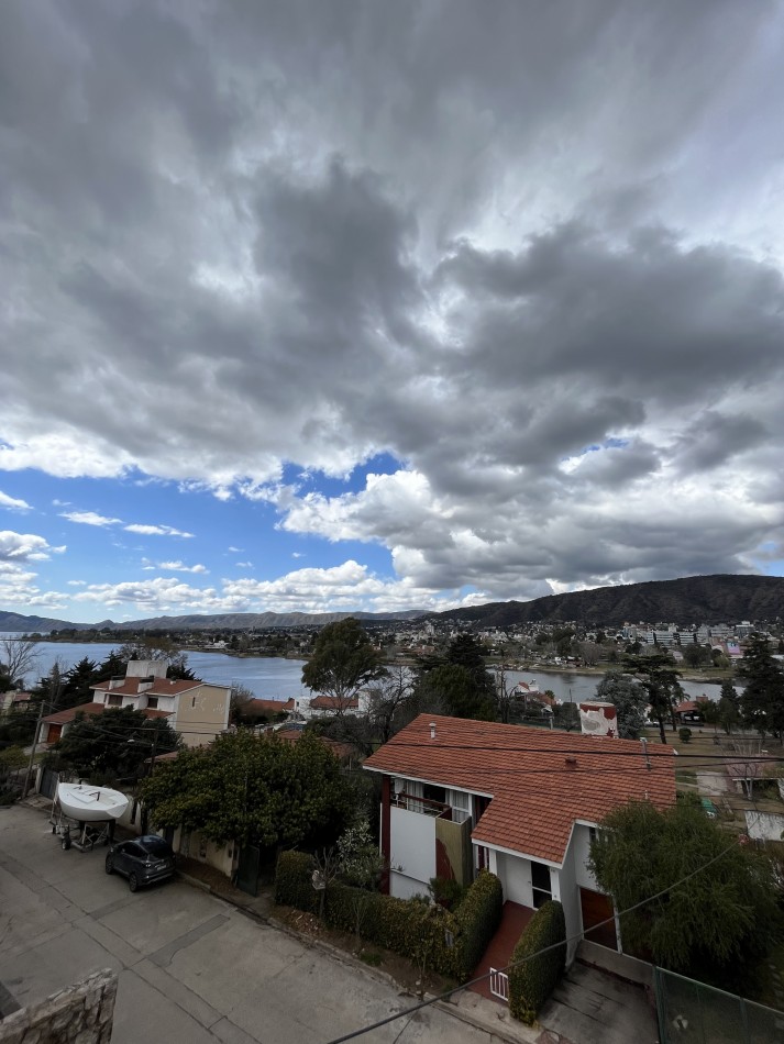 Hermosa Casa con vista - Villa Carlos Paz