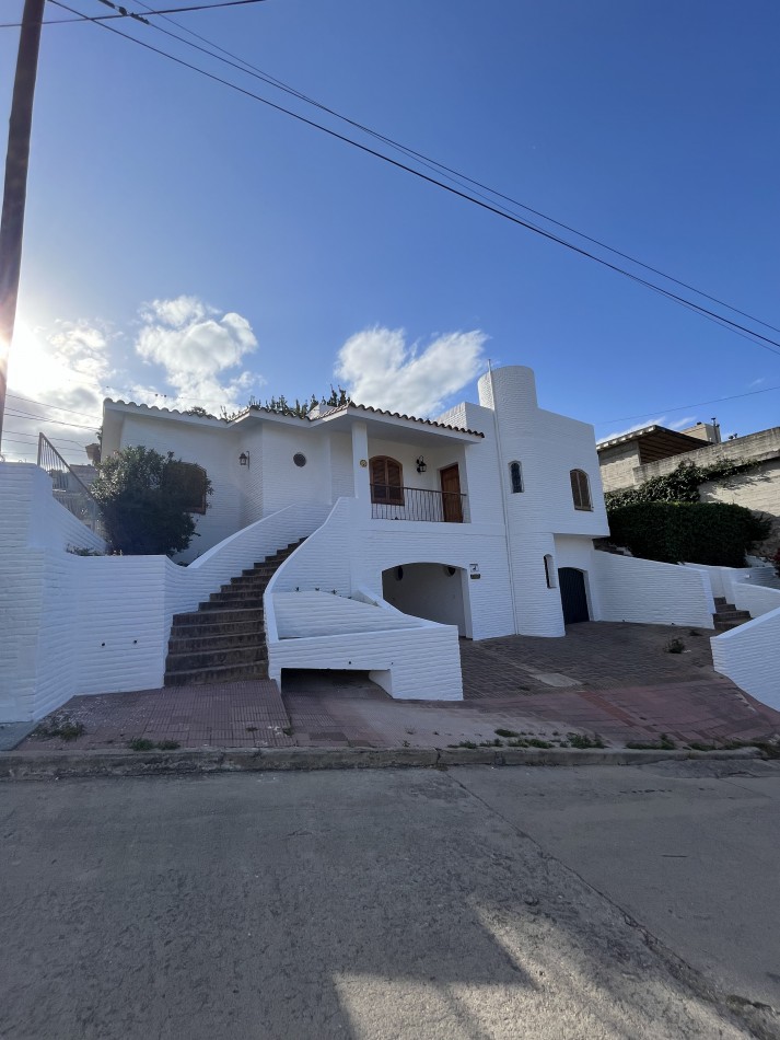 Hermosa Casa con vista - Villa Carlos Paz