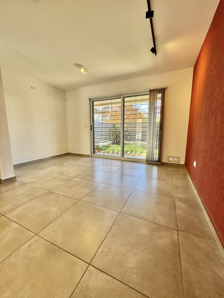 Hermoso duplex - 2 dormitorios - 2 cocheras