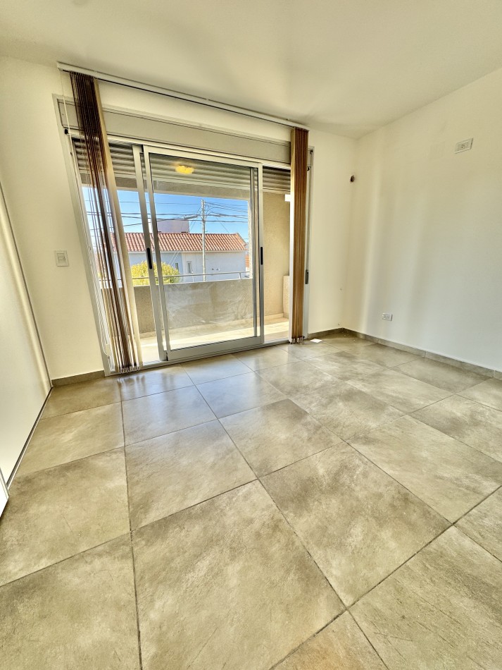 Hermoso duplex - 2 dormitorios - 2 cocheras