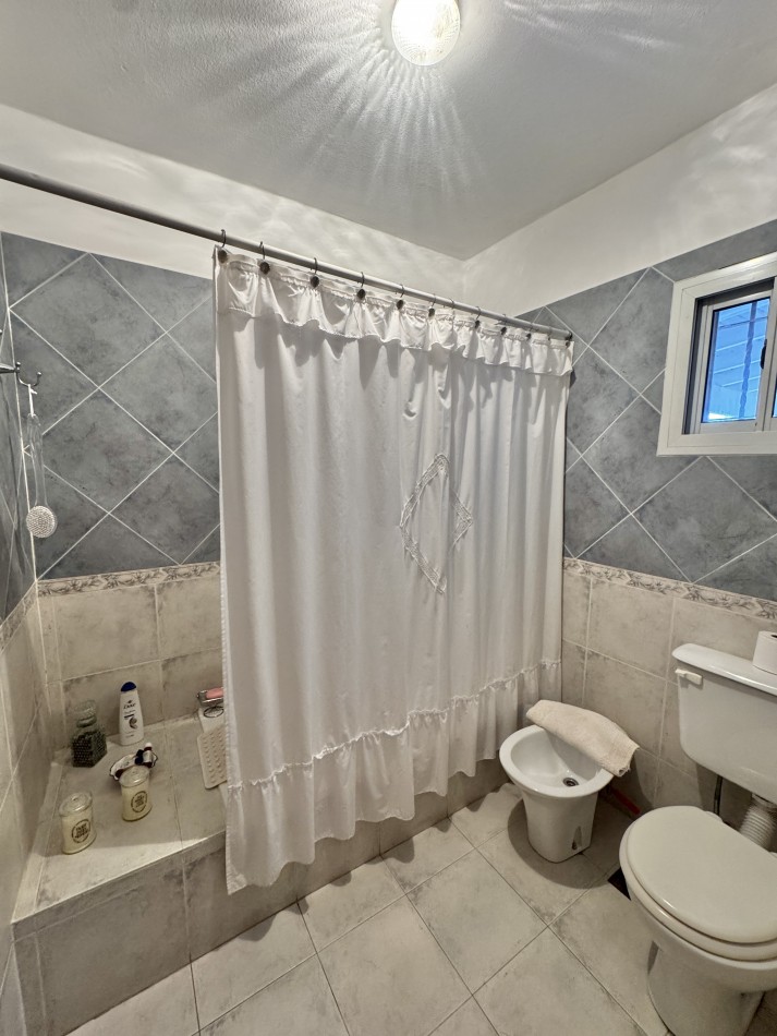 Hermosa casa 4 dormitorios