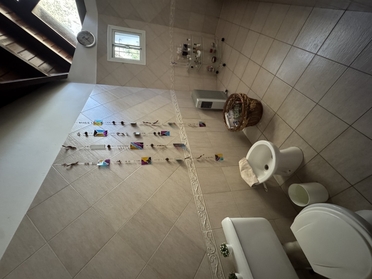 Hermosa casa 4 dormitorios