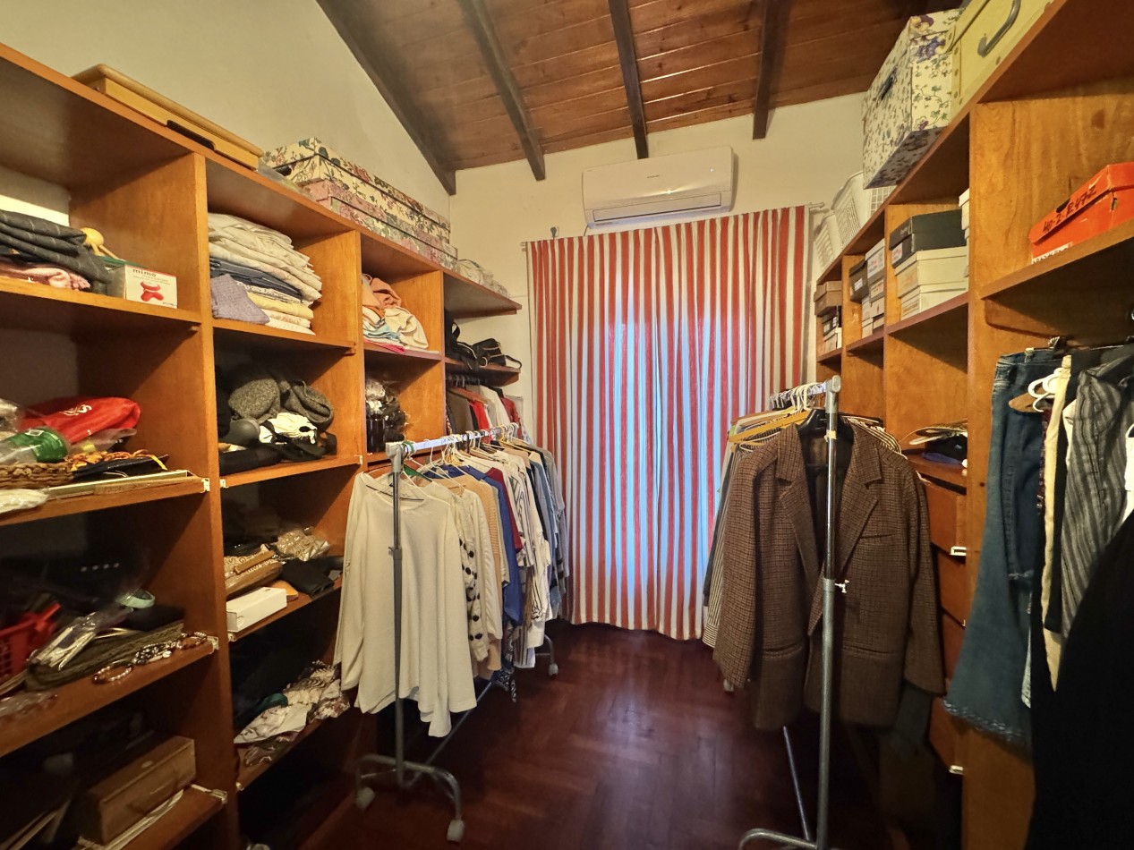 Hermosa casa 4 dormitorios