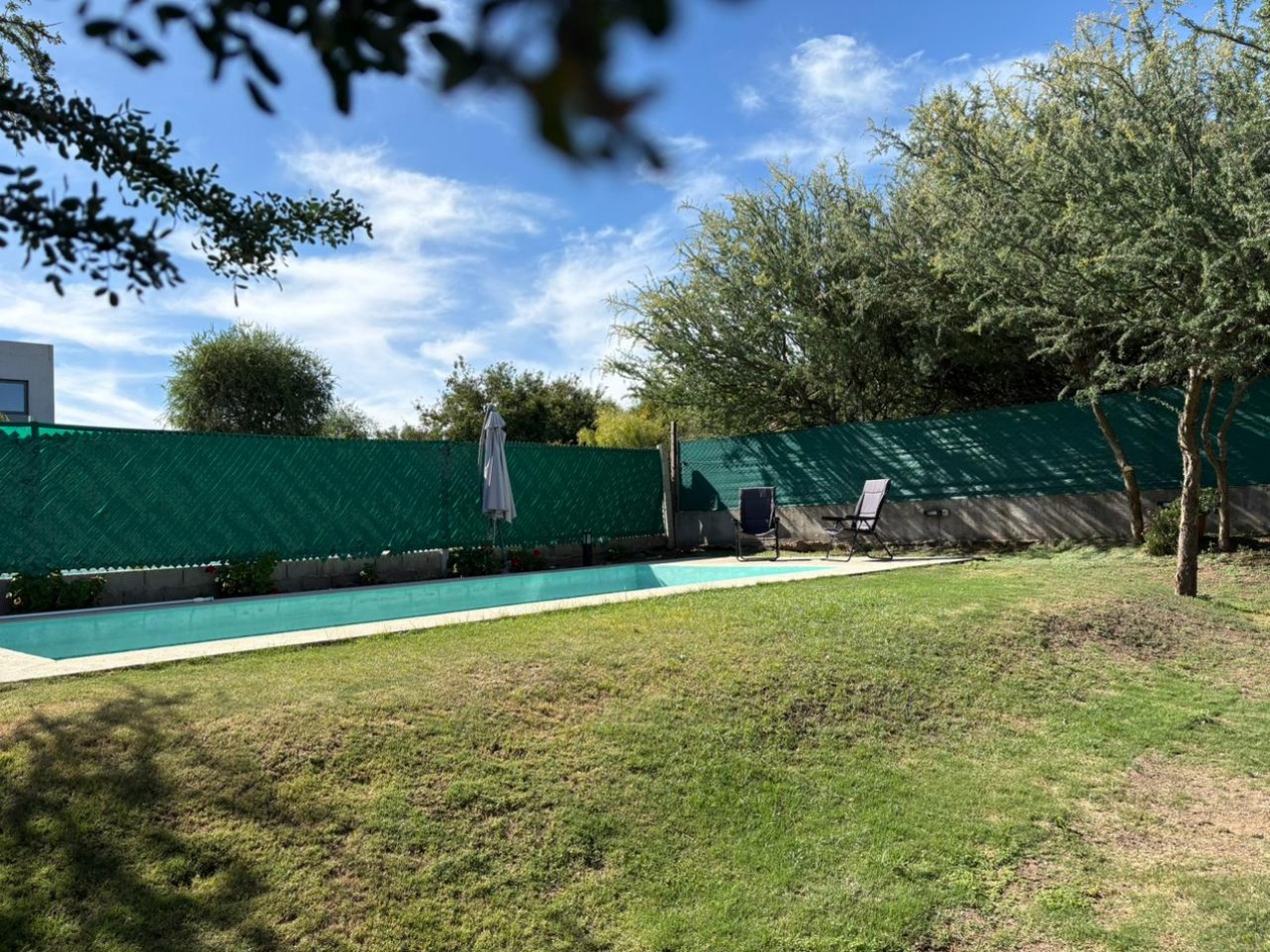 Casa en Venta en Barrio Privado Las Cañitas | Malagueño