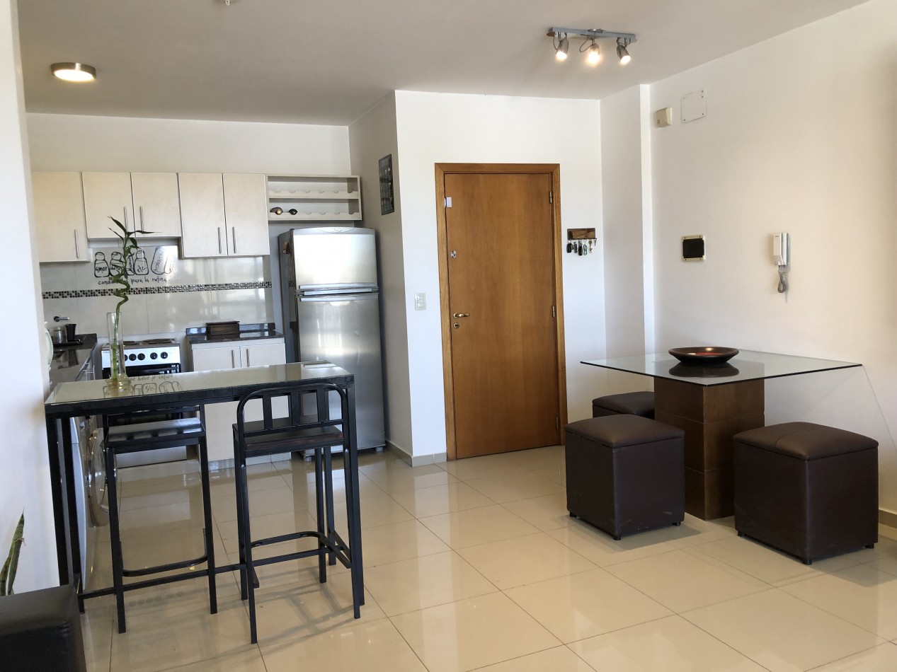 VENTA Departamento 2 dormitorios - 2 baños - cochera