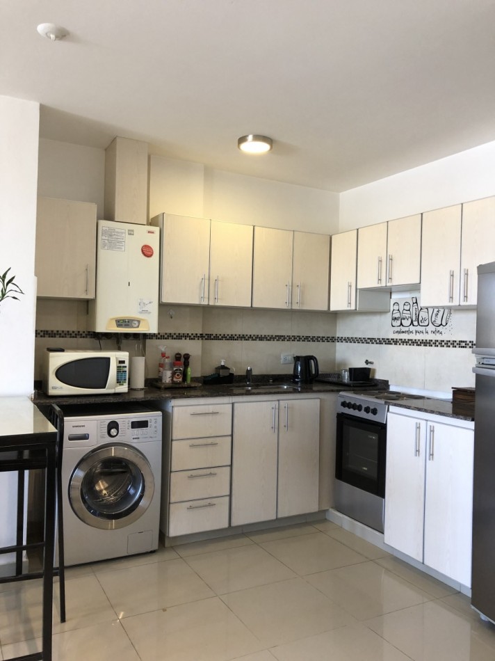 VENTA Departamento 2 dormitorios - 2 baños - cochera