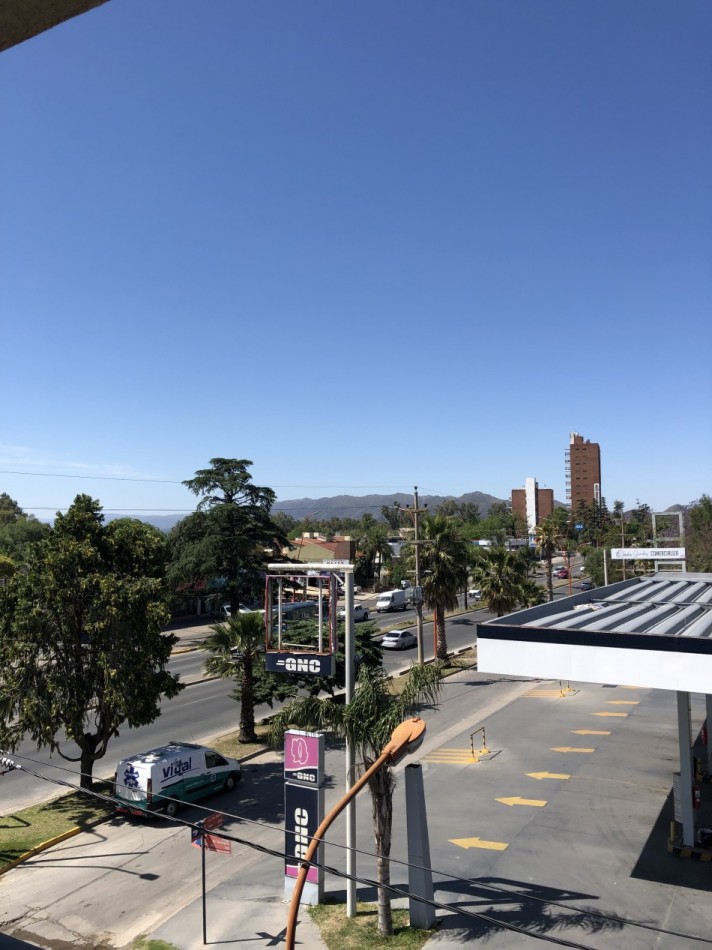VENTA Departamento 2 dormitorios - 2 baños - cochera