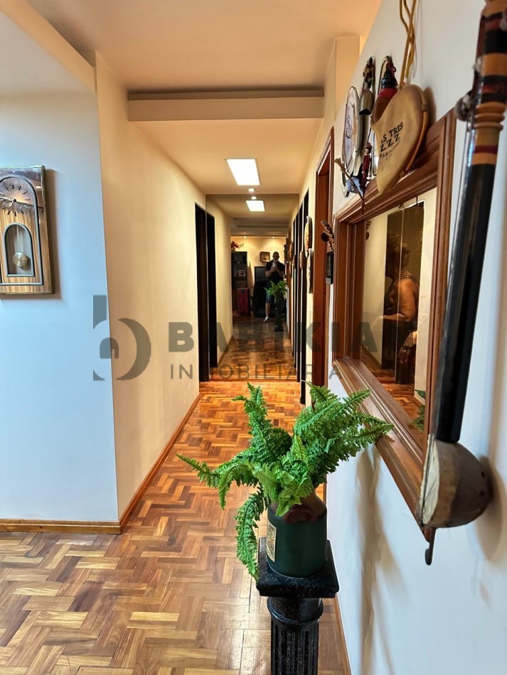 Hermoso departamento 3 dormitorios con cochera
