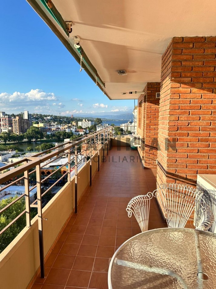 Hermoso departamento 3 dormitorios con cochera