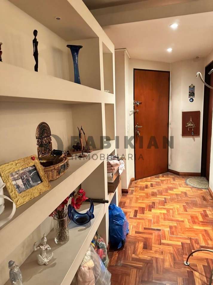 Hermoso departamento 3 dormitorios con cochera