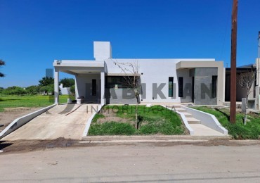 Casa a Estrenar - Tejas 4